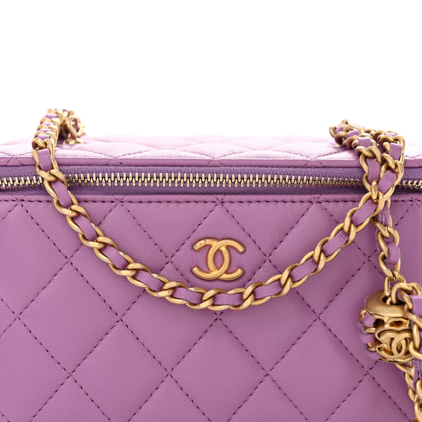 Lambskin Quilted Pearl Crush Small Vanity Case With Chain Purple