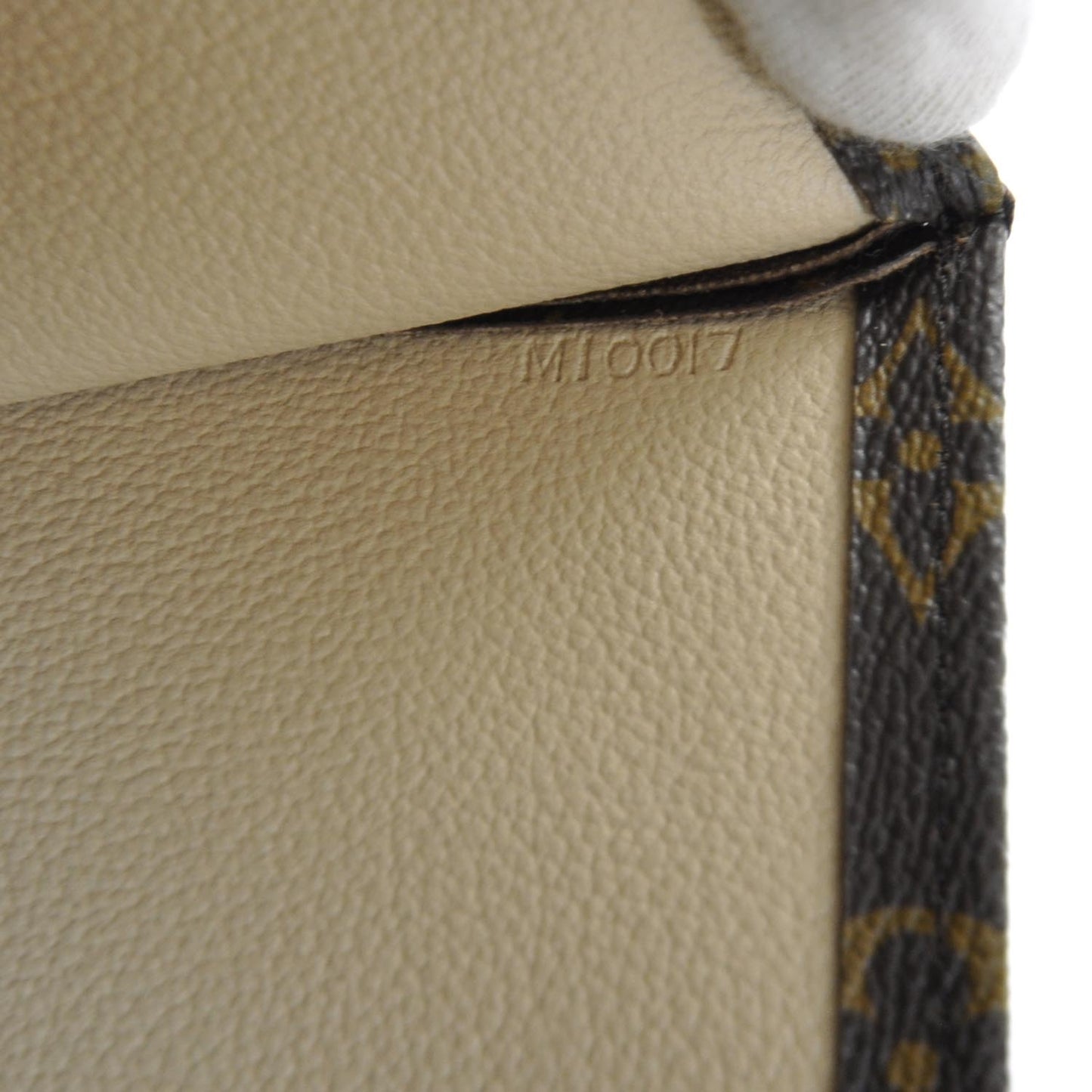 Monogram Sac Plat