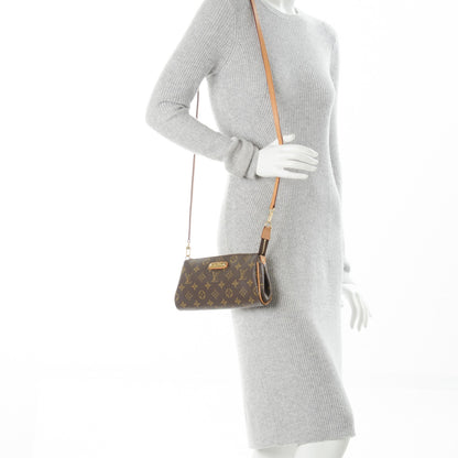 Louis Vuitton Monogram Eva Clutch 2 of 9