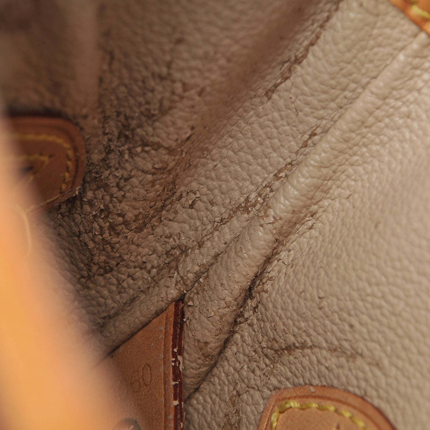 Monogram Petit Bucket 23