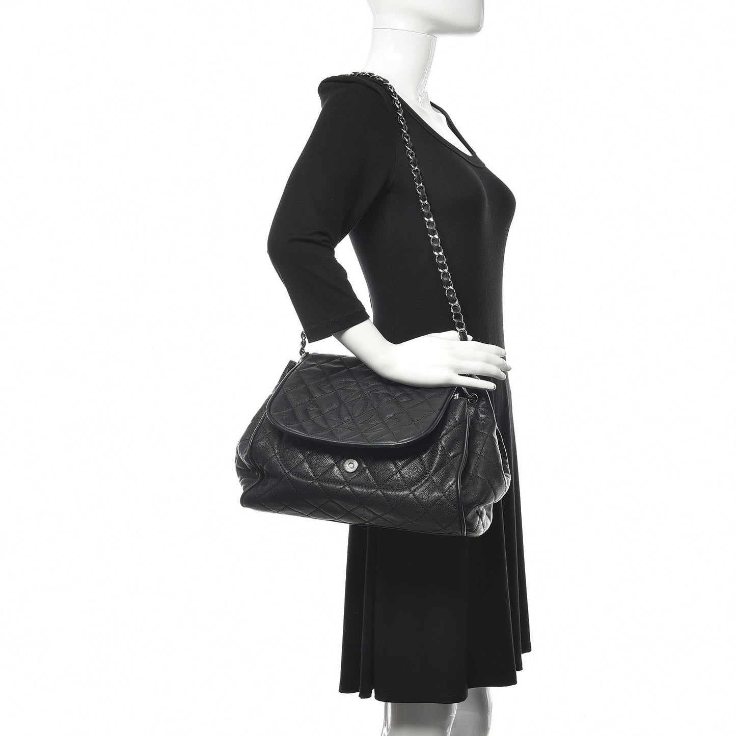 Caviar Quilted Timeless Accordion Flap Black