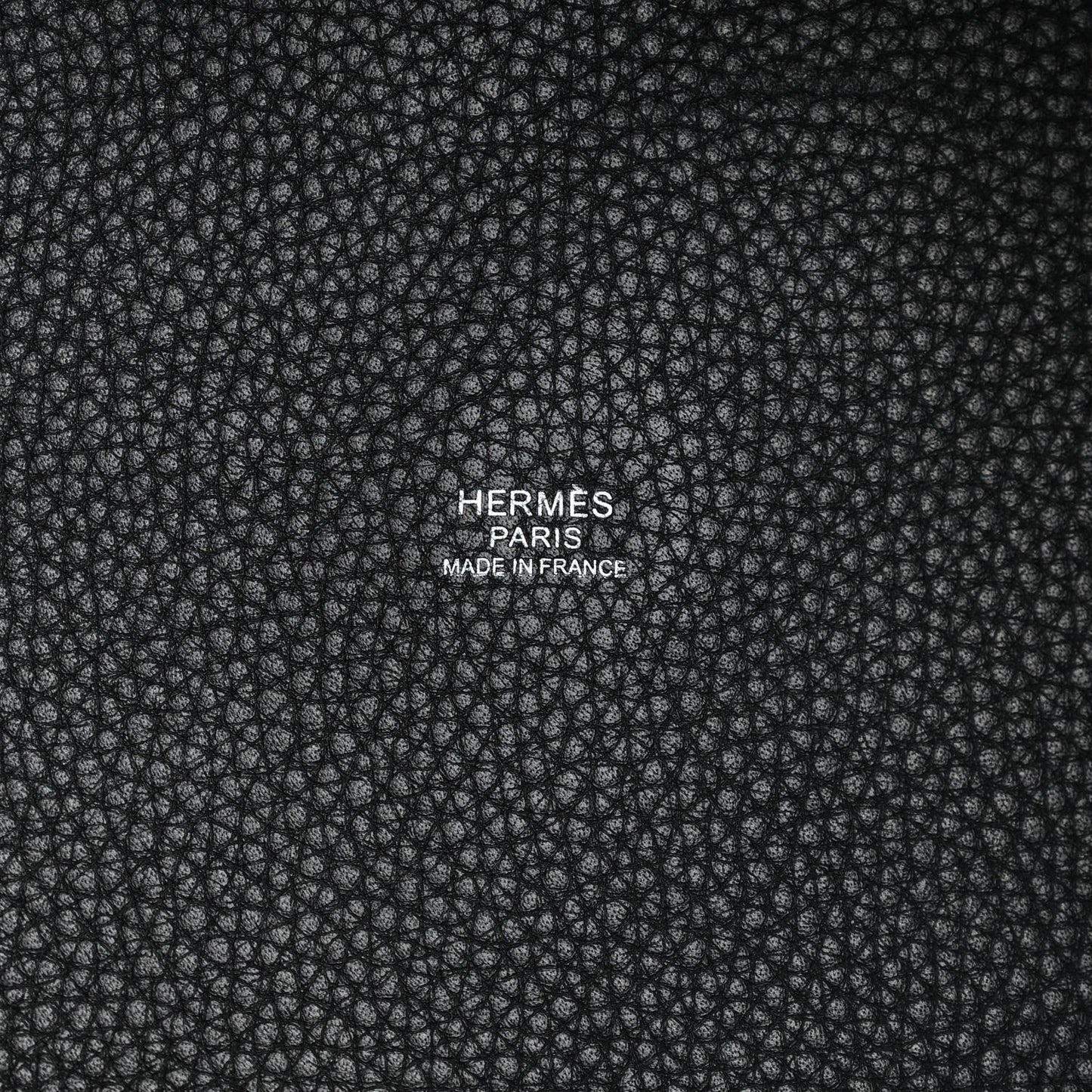 Taurillon Clemence Picotin Lock 26 GM Black