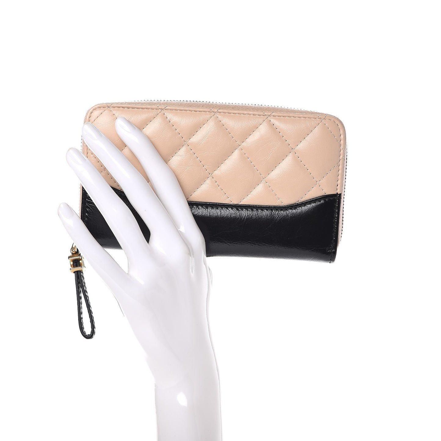 Aged Calfskin Quilted Small Gabrielle Zip Around Wallet Beige Black