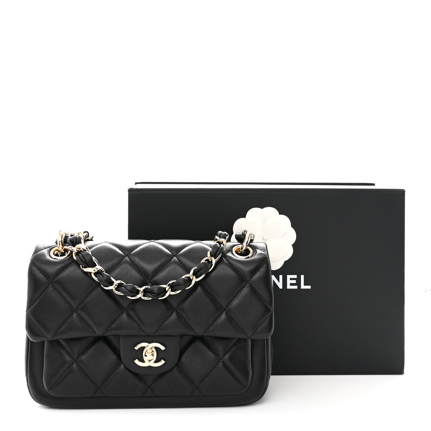 Calfskin Quilted Pocket Chic Flap Bag Black