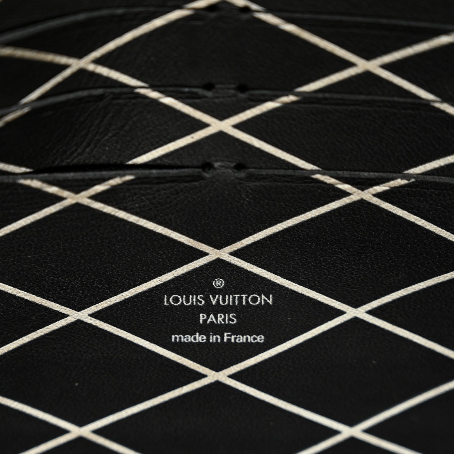 Louis Vuitton Epi Trunk Chain Wallet Black 6 of 11