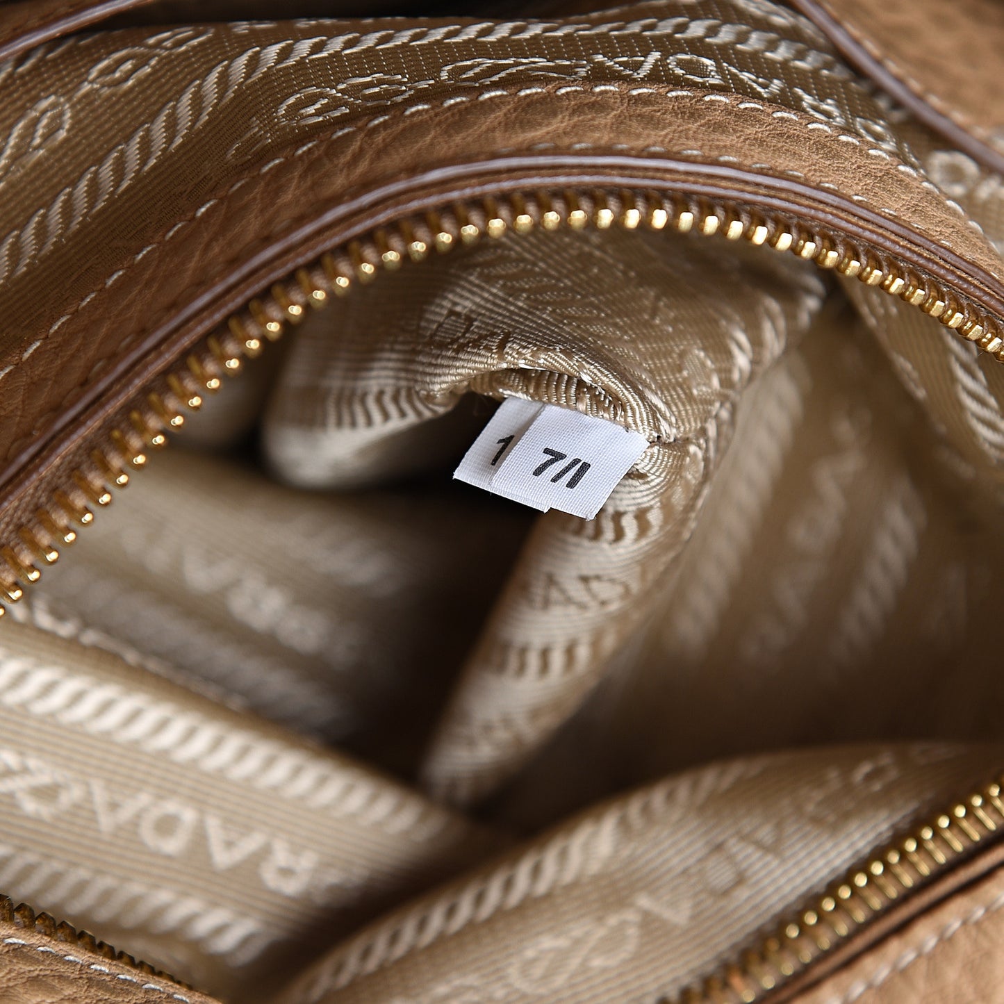 Vitello Phenix Shopping Tote Sabbia