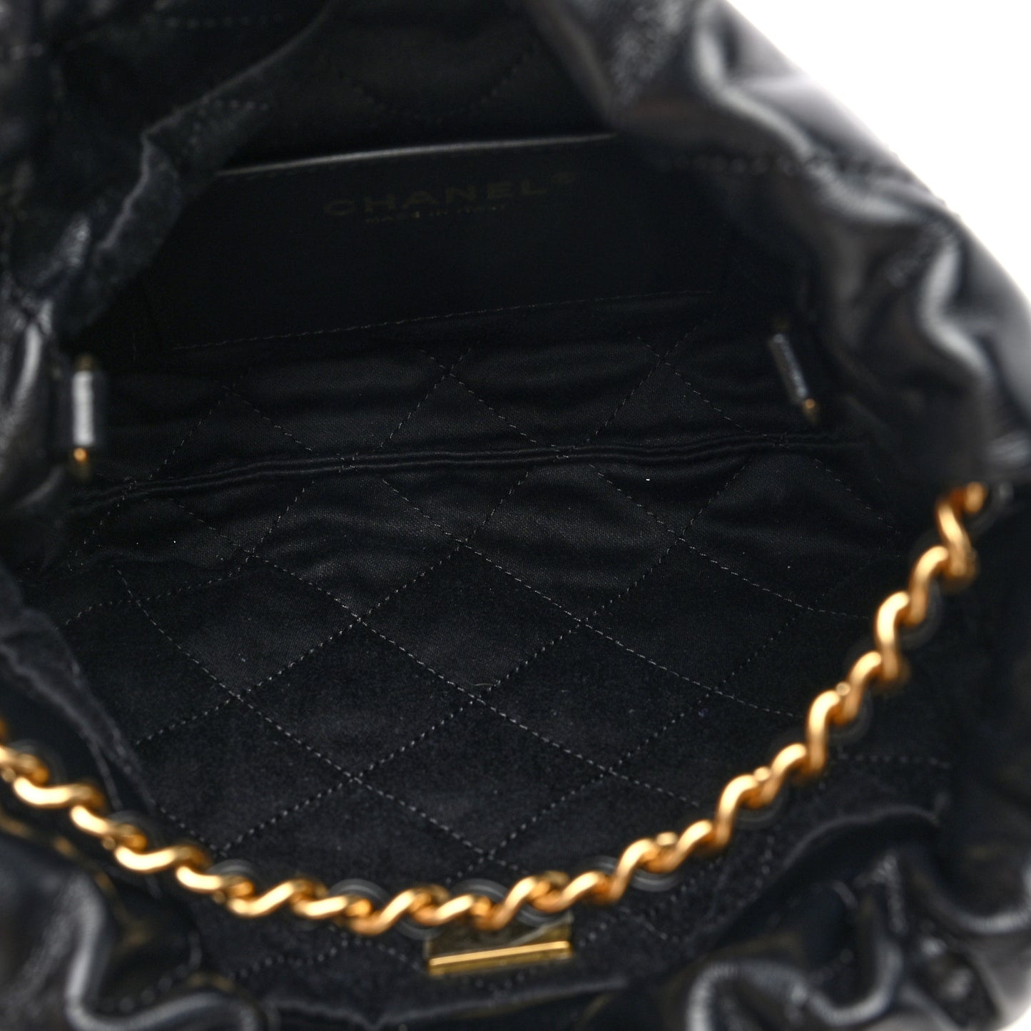 Shiny Calfskin Quilted Pearl CC Chain Mini Chanel 22 Black