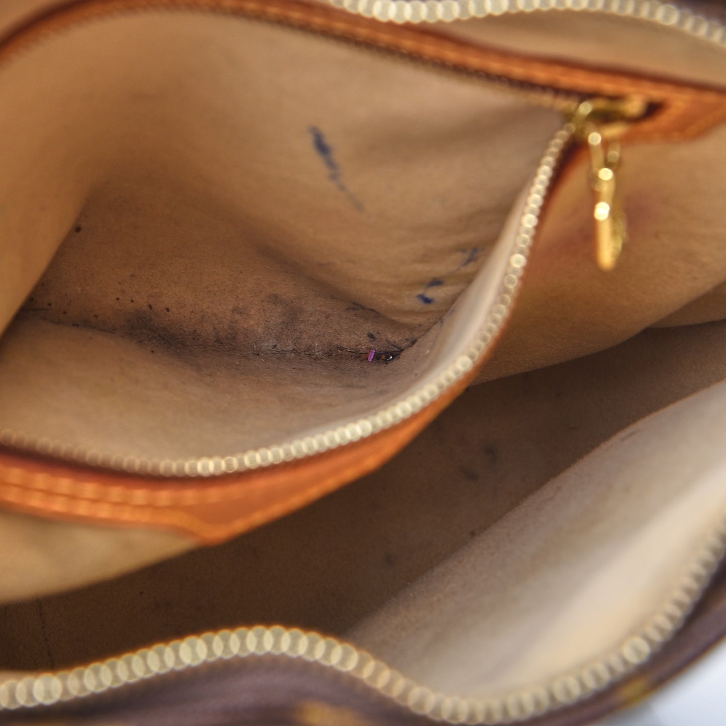 Monogram Looping GM