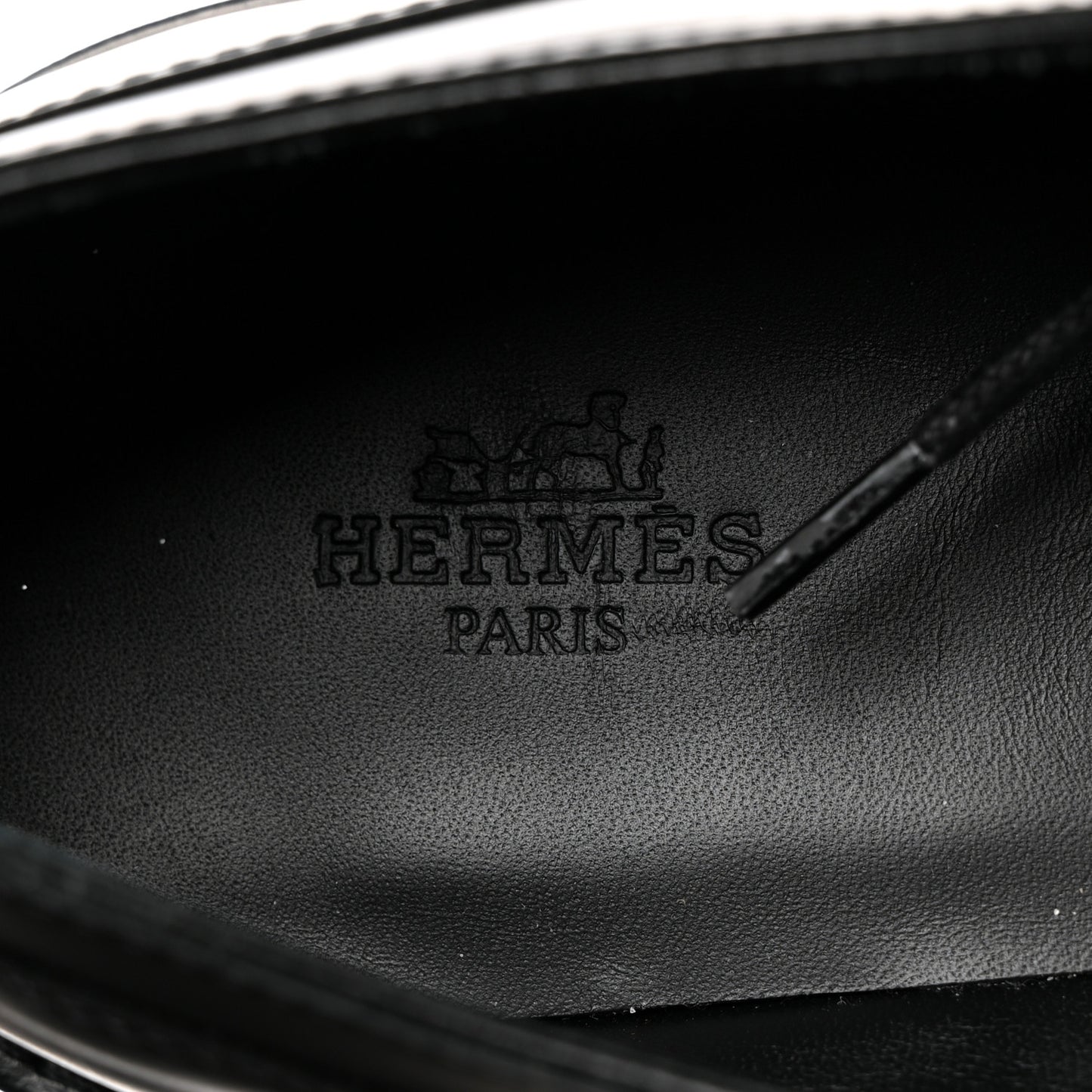 Glossed Calfskin First Oxford 38.5 Black