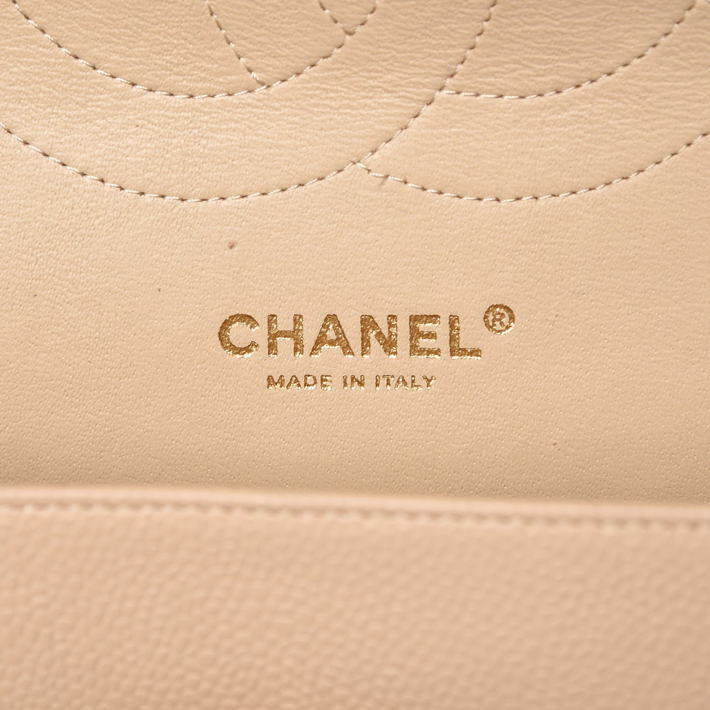 Caviar Quilted Jumbo Double Flap Beige Clair