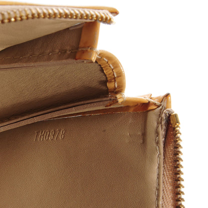 Louis Vuitton Vernis Lexington Pochette Beige 7 of 7