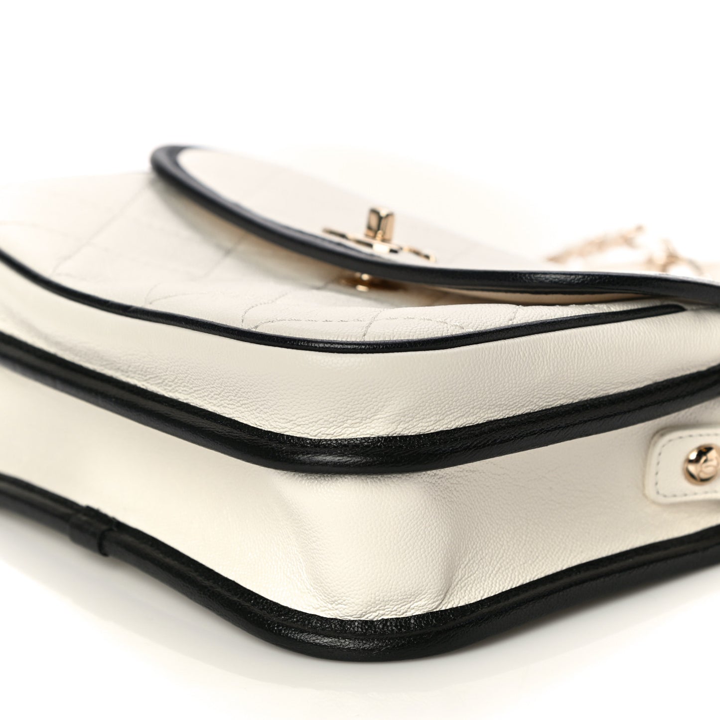 Caviar Quilted Round Messenger Flap White Black