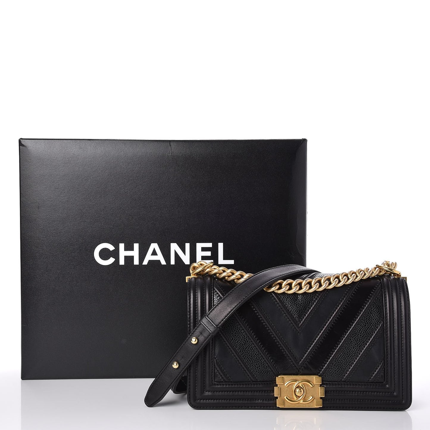 Caviar Suede Calfskin Chevron Medium Boy Flap Black