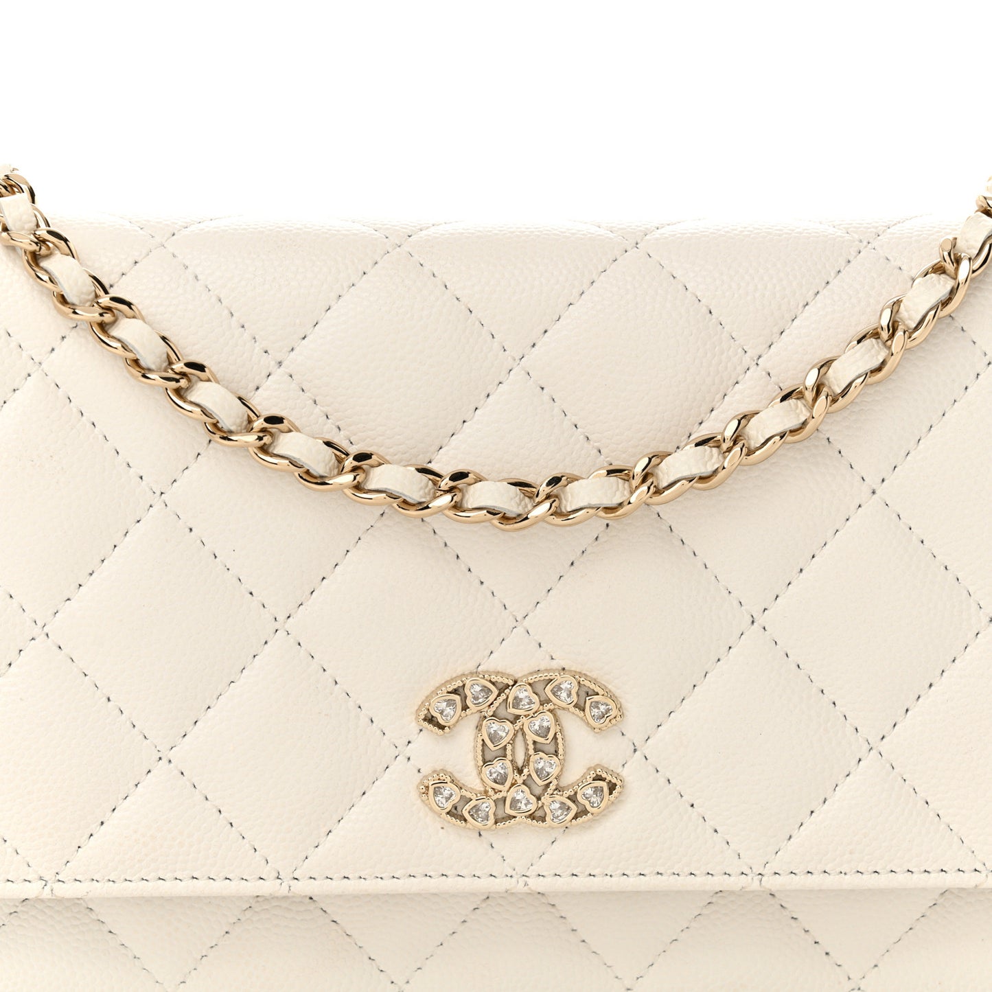 Caviar Quilted Crystal Heart CC Wallet On Chain WOC White