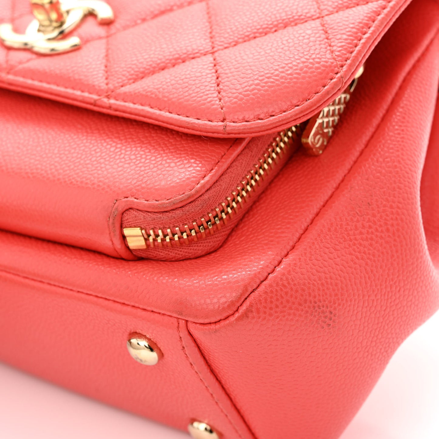 Caviar Quilted Mini Business Affinity Flap Red