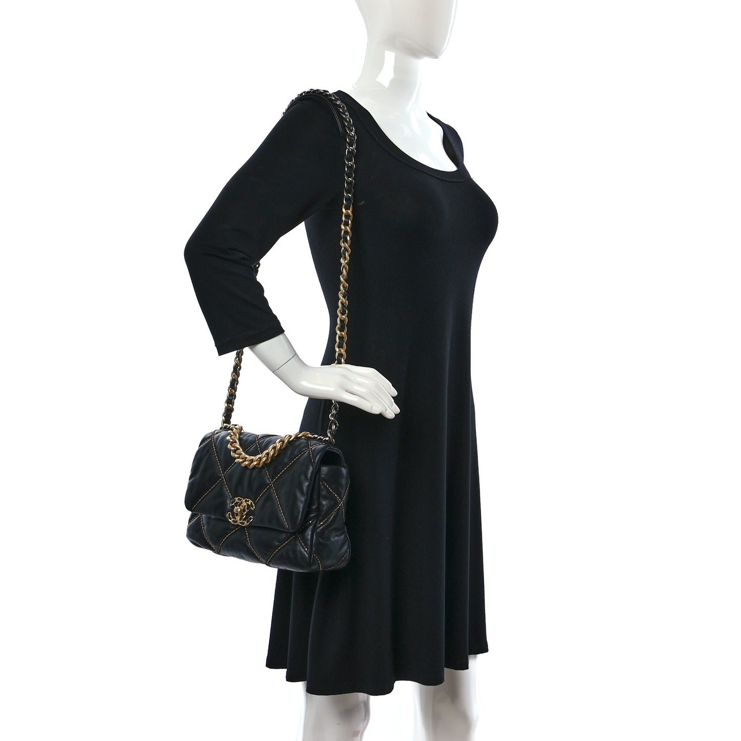 Lambskin Chain Quilted Medium Chanel 19 Flap Black