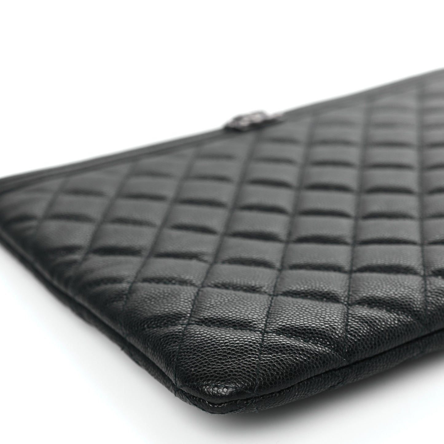 Caviar Quilted Medium Boy Cosmetic Case Black