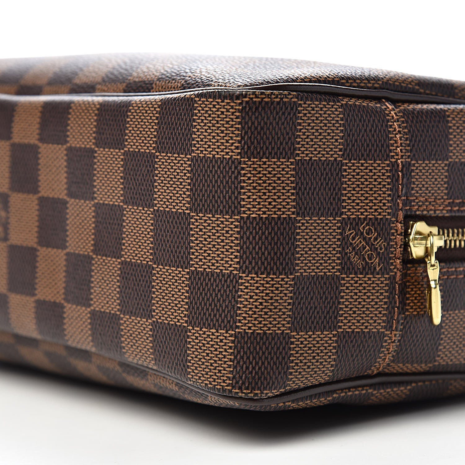 Louis Vuitton Damier Ebene Toiletry Bag 25 10 of 10