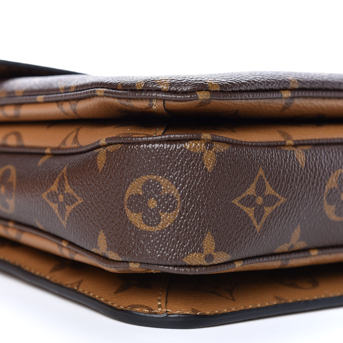 Reverse Monogram Pochette Metis