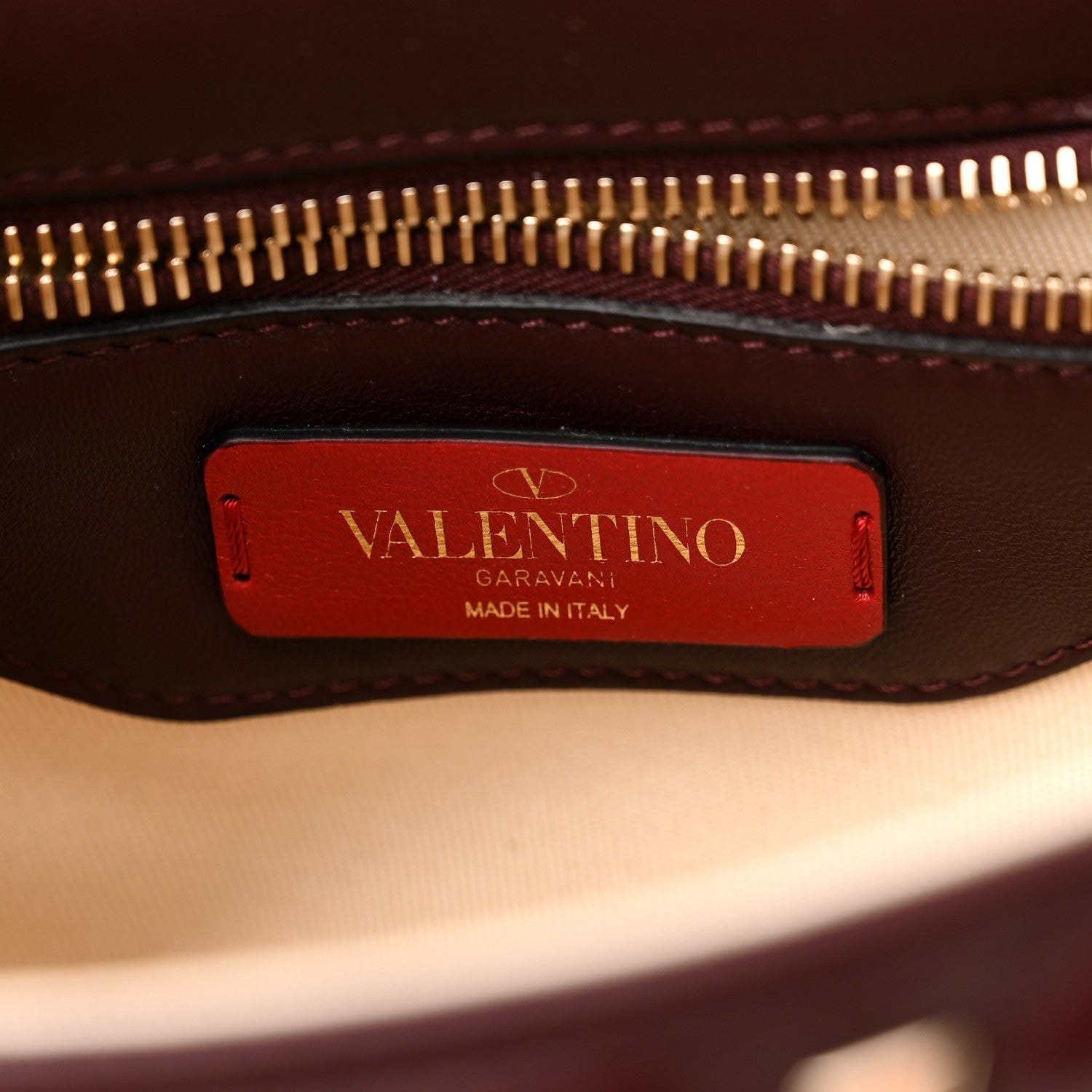 Valentino Garavani Nappa Small Candystud Crossbody Rubin 6 of 10