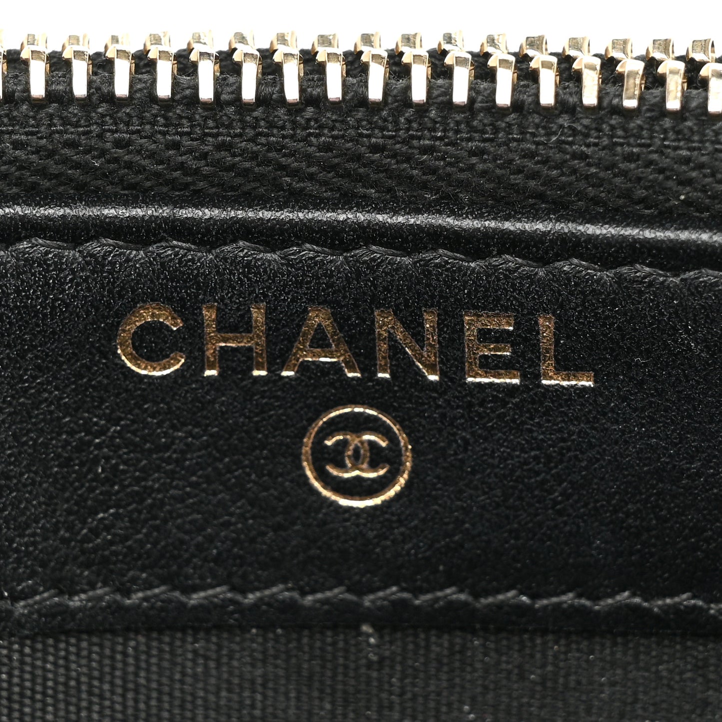 Caviar Quilted Small Boy Clutch With Chain Black