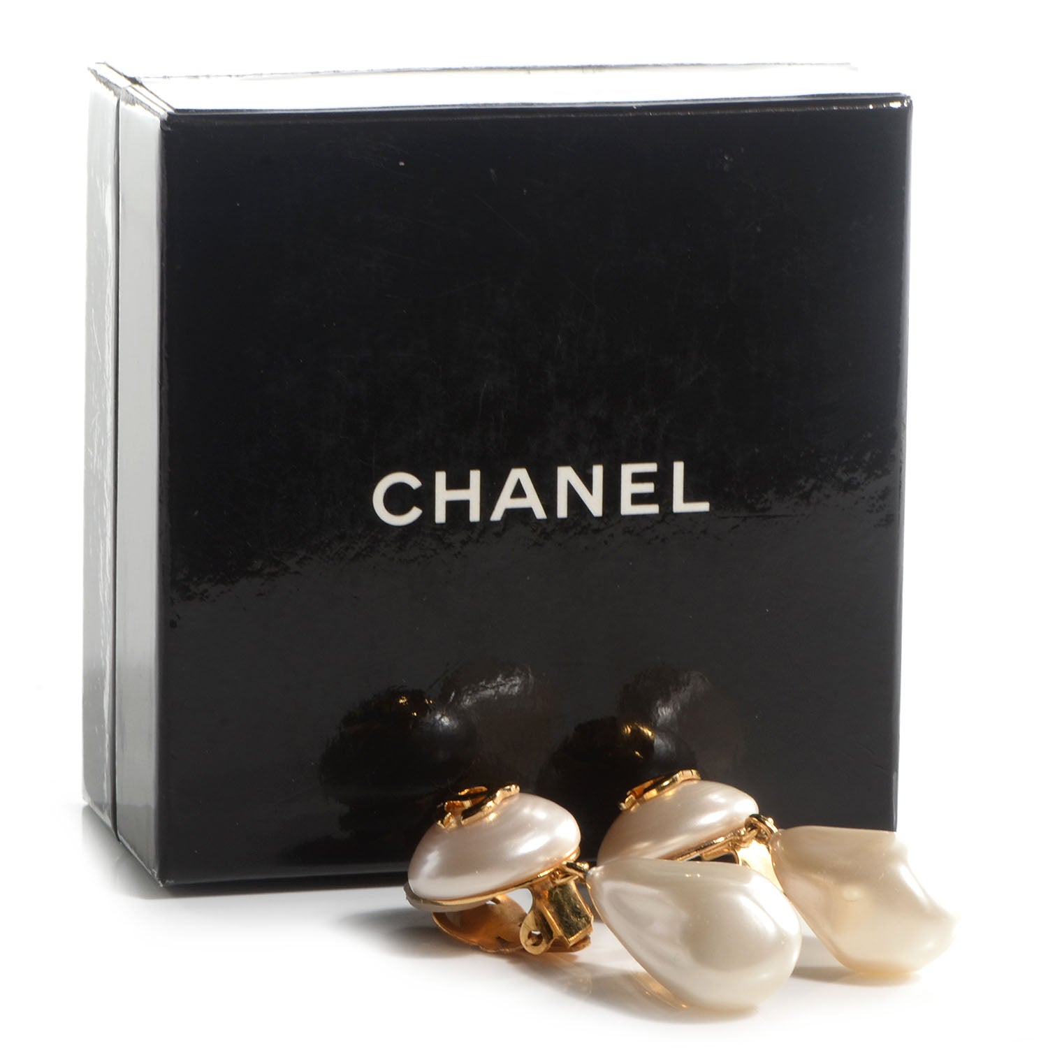 Chanel Pearl CC Drop Clip On Earrings Gold 5 of 5