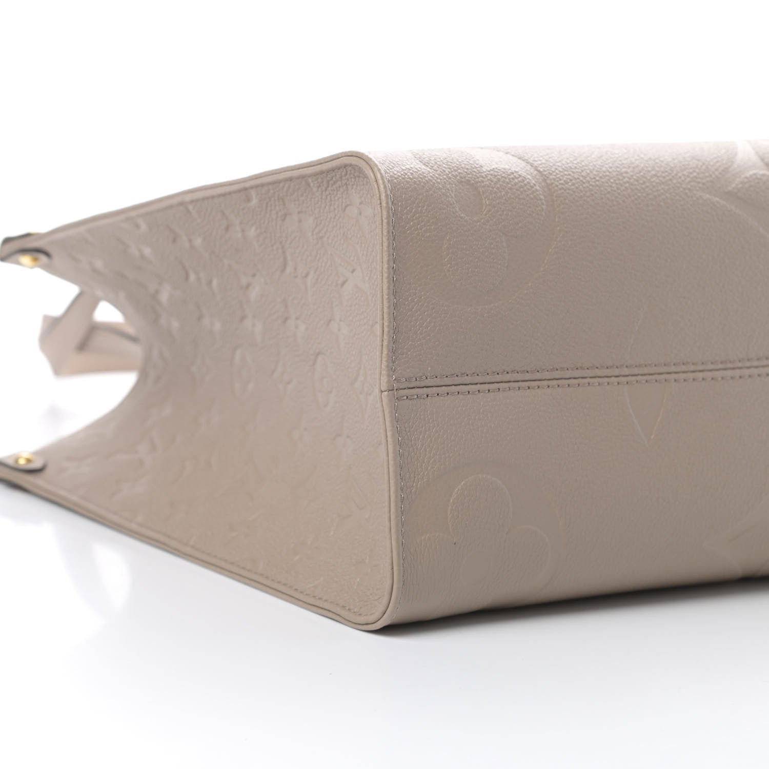 Louis Vuitton Empreinte Monogram Giant Onthego MM Tourterelle 9 of 11