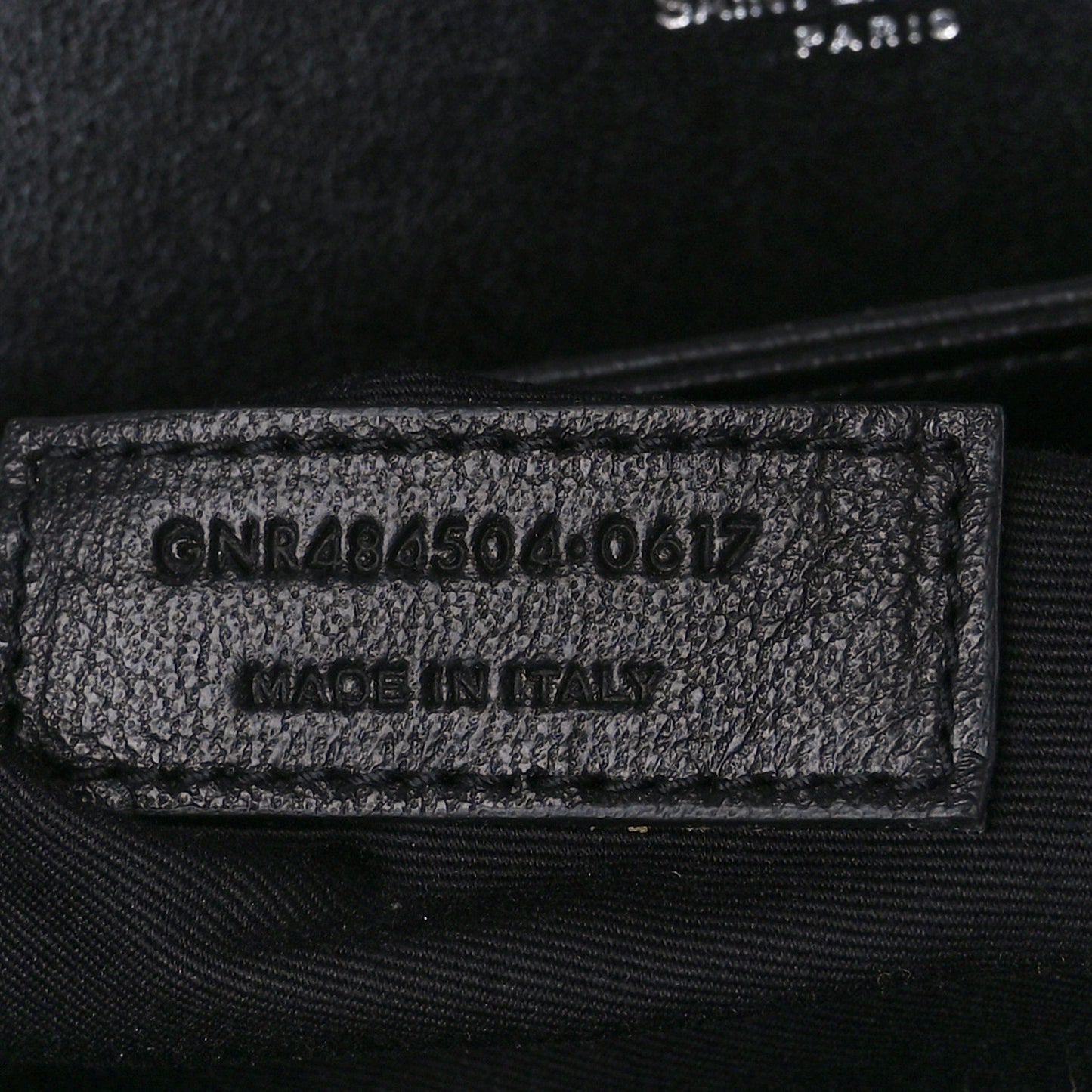 Calfskin Crocodile Embossed Medium Babylone Black