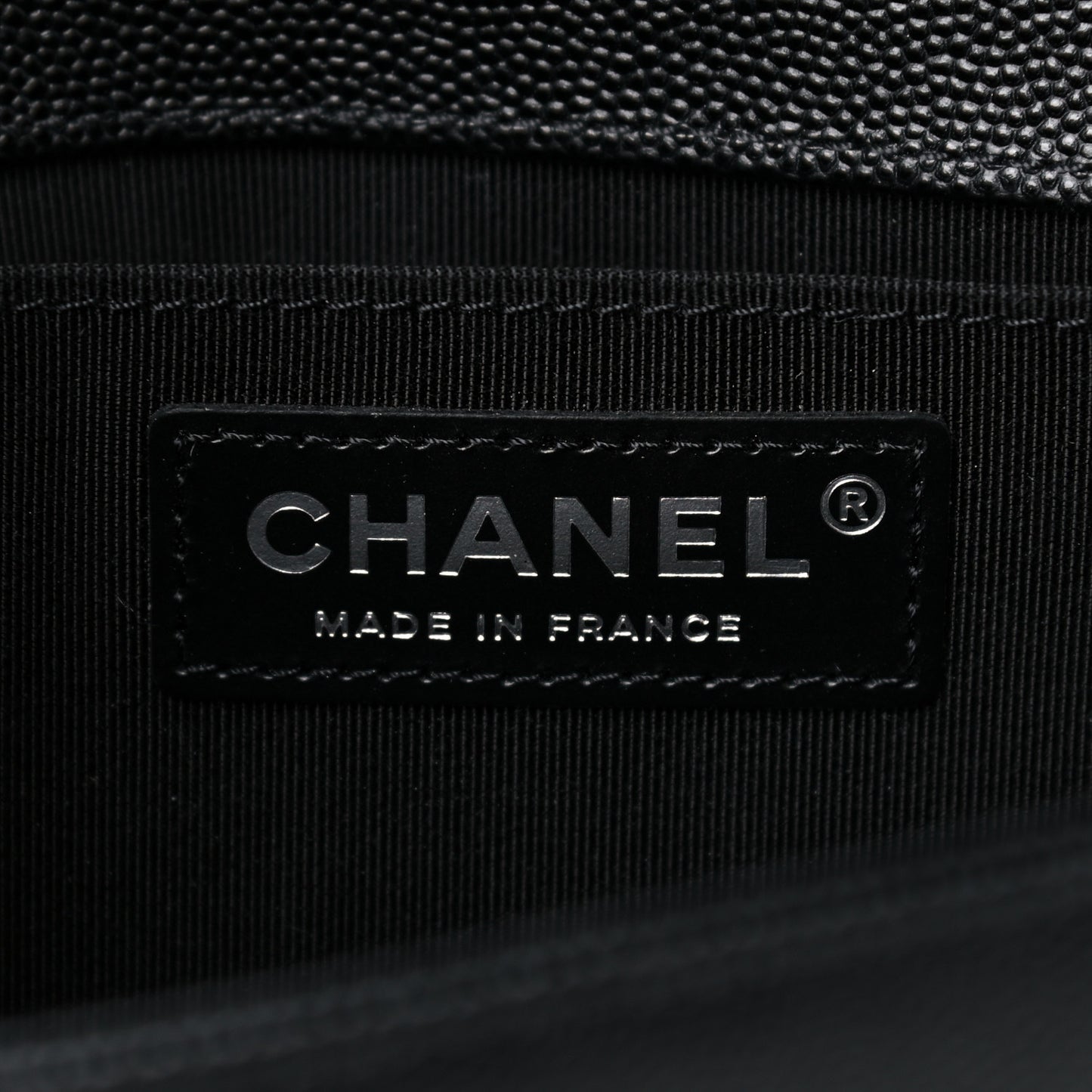 Caviar Quilted Medium Boy Flap Black