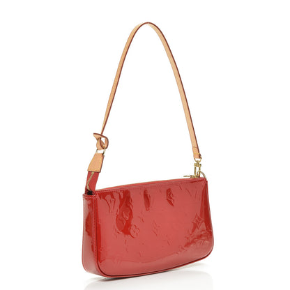 Louis Vuitton Vernis Pochette Accessories NM Pomme d'Amour 3 of 6