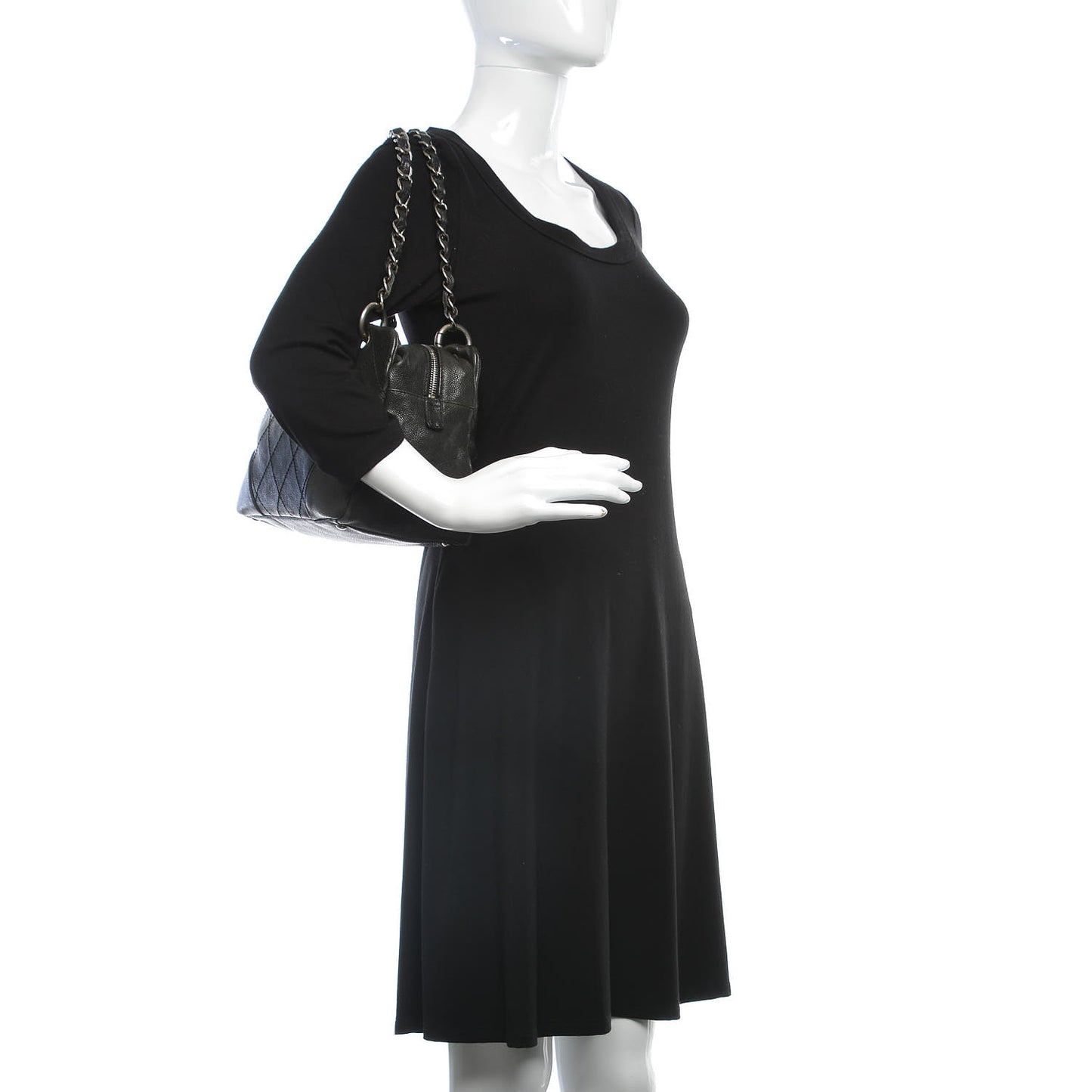 Distressed Caviar Outdoor Ligne Tote Black