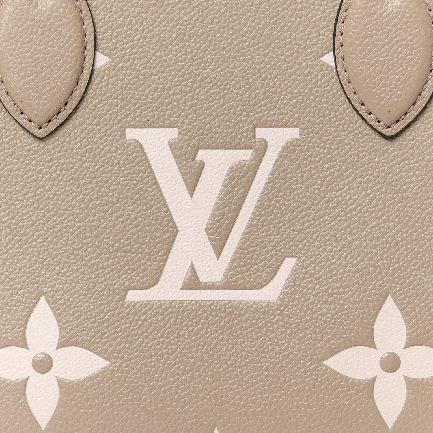 Louis Vuitton Empreinte Monogram Giant Onthego PM Tourterelle Creme 7 of 11