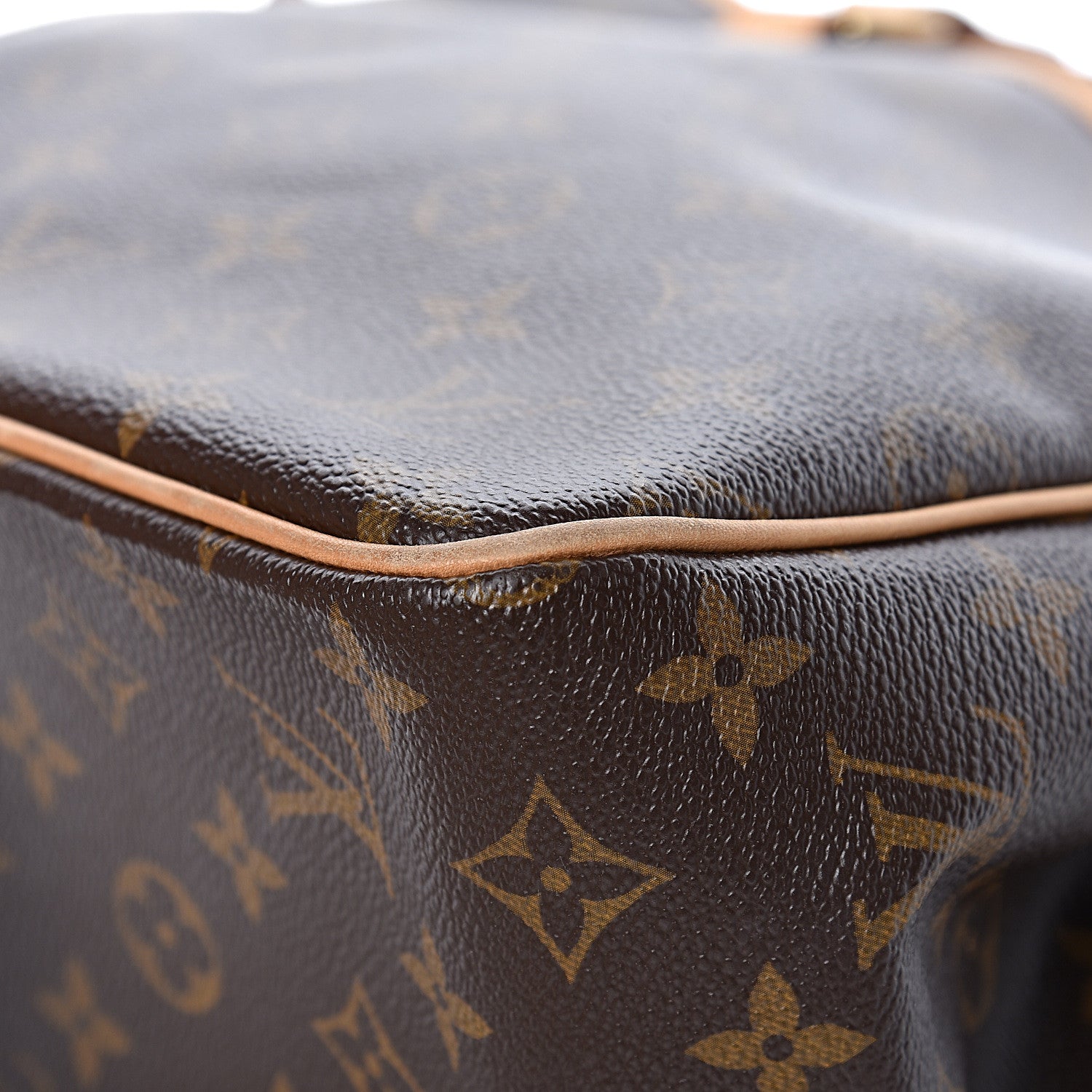 Louis Vuitton Monogram Batignolles 12 of 15