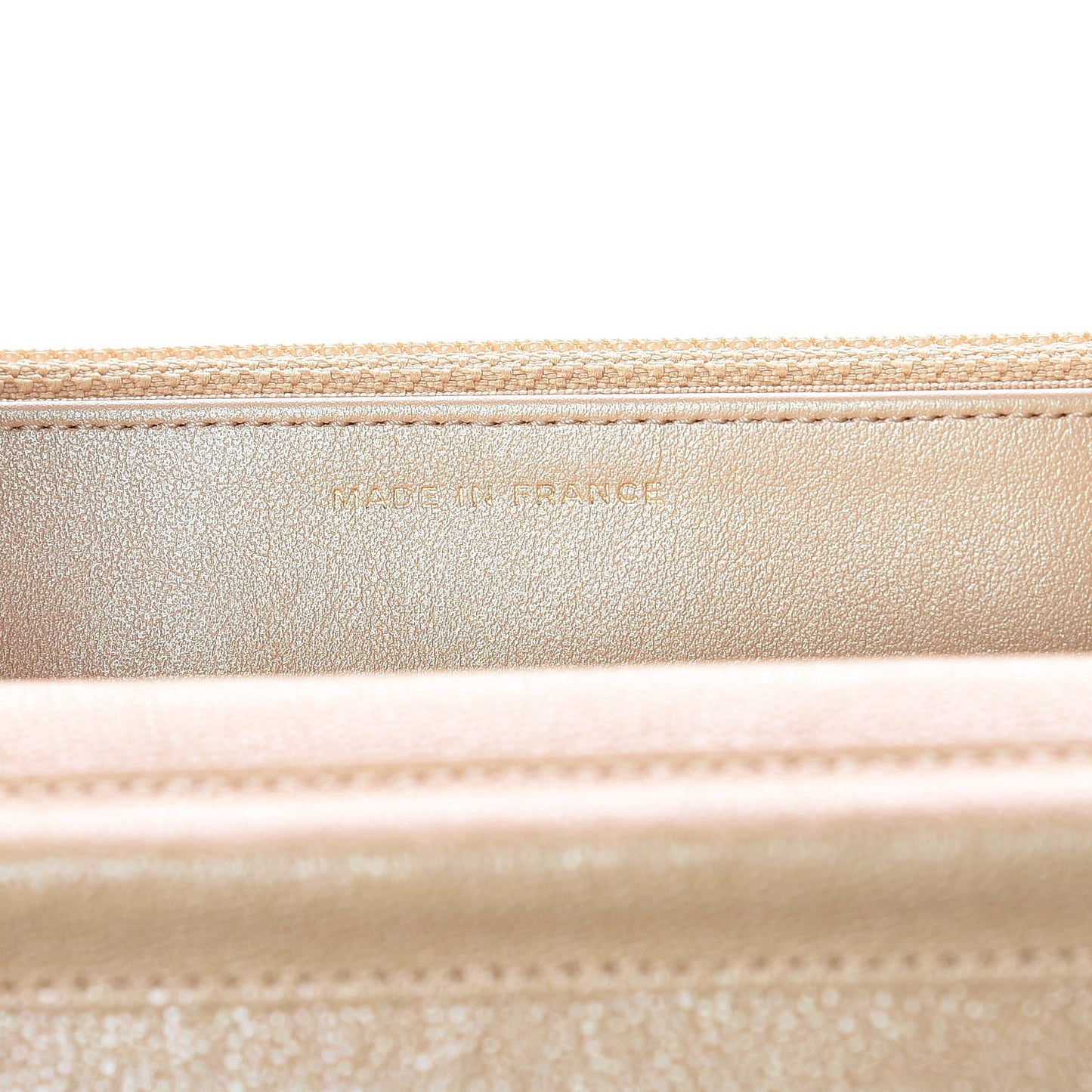 Iridescent Caviar Quilted Wallet On Chain WOC Beige
