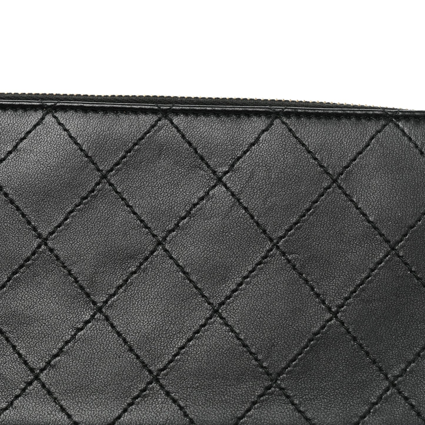 Goatskin Enamel Quilted Small Clutch With Chain Black