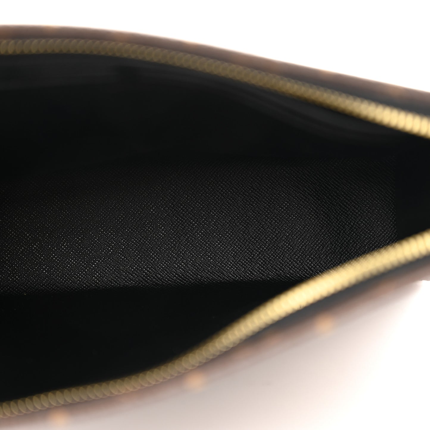 Monogram Poche Toilette NM