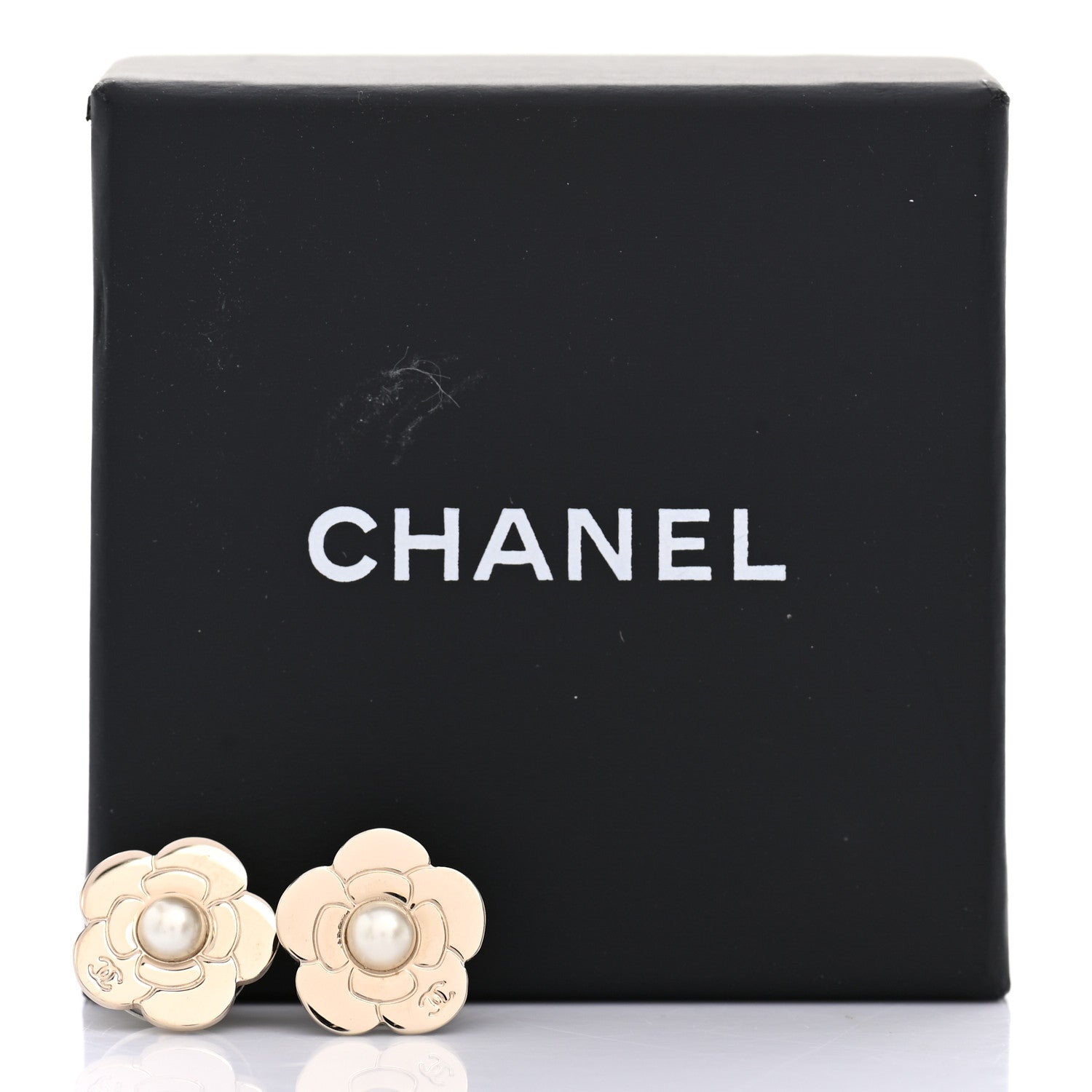 Chanel Pearl CC Camellia Earrings Gold 5 of 5