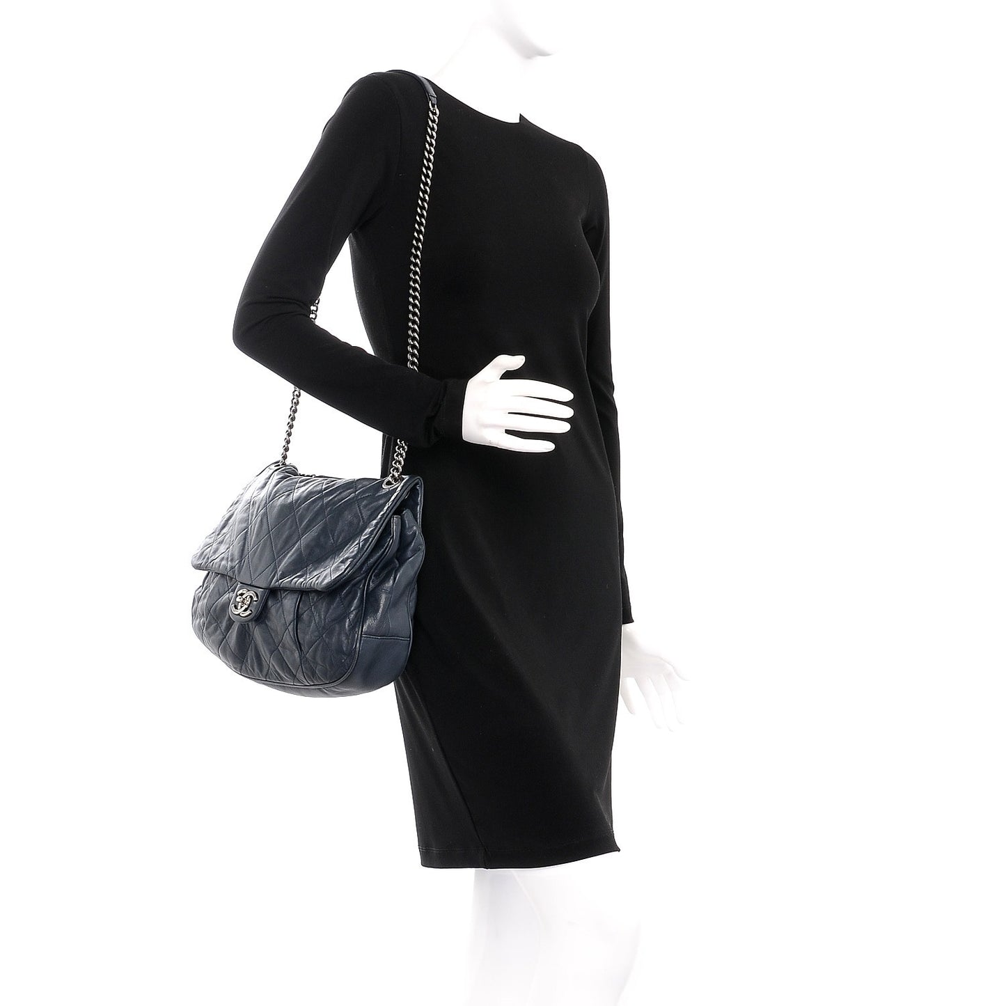 Calfskin Quilted Coco Pleats Flap Dark Navy Blue