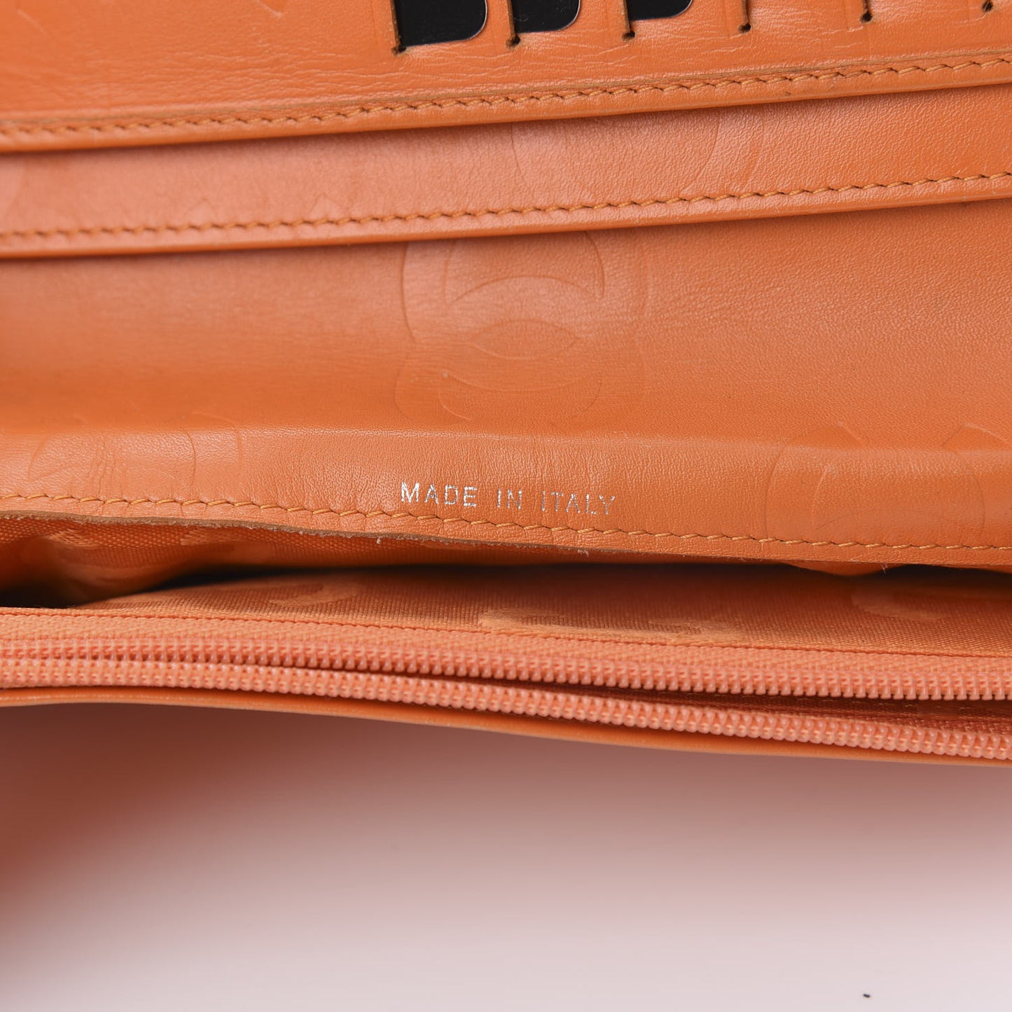 Calfskin Quilted Cambon Yen Wallet Marron Fonce