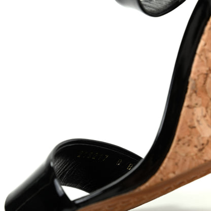 Gucci Vitello Vernice Cork Wedge Sandals 8 Black Naturale 10 of 11