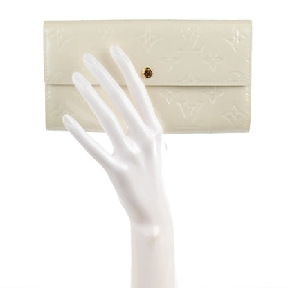 Louis Vuitton Vernis Sarah Wallet Perle 2 of 7