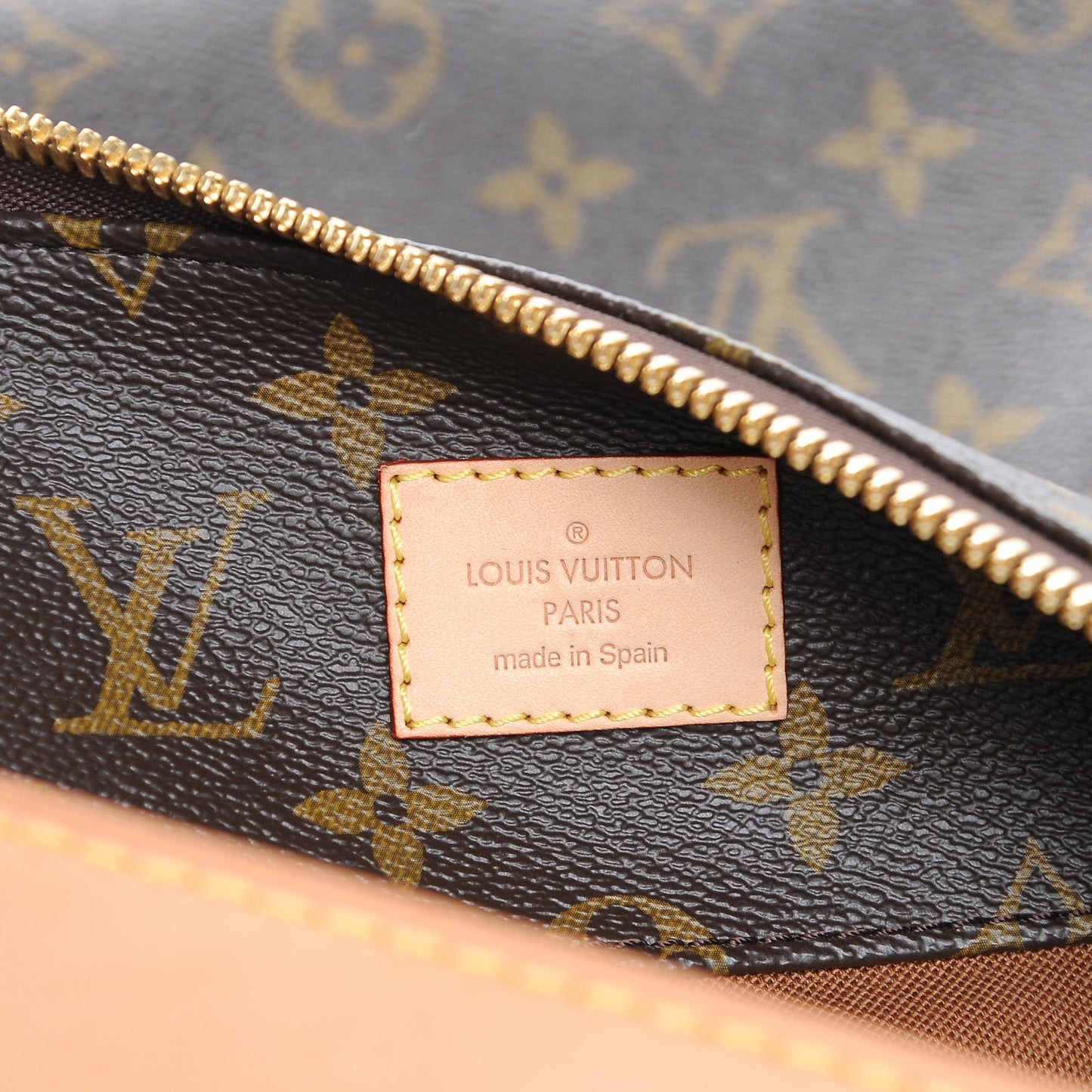 Monogram Sully MM