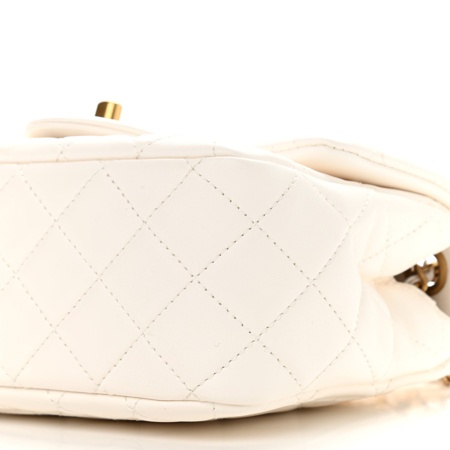 Lambskin Quilted Mini Pearl Crush Flap White