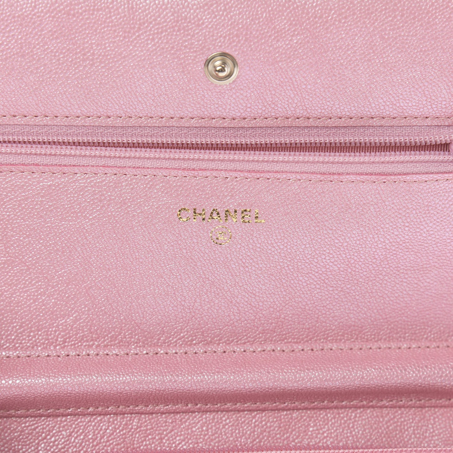 Iridescent Caviar Quilted Wallet on Chain WOC Pink