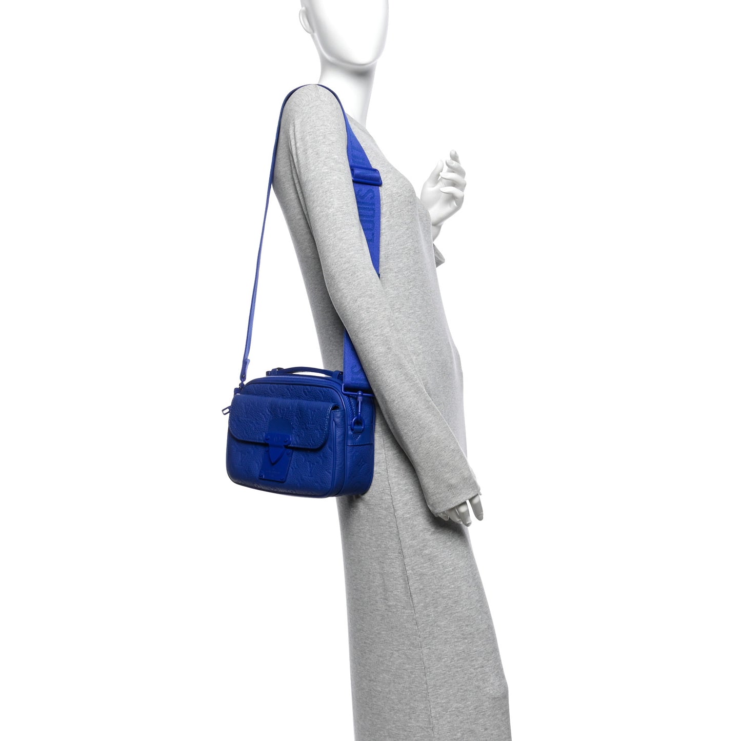 Taurillon Monogram S Lock Messenger Blue