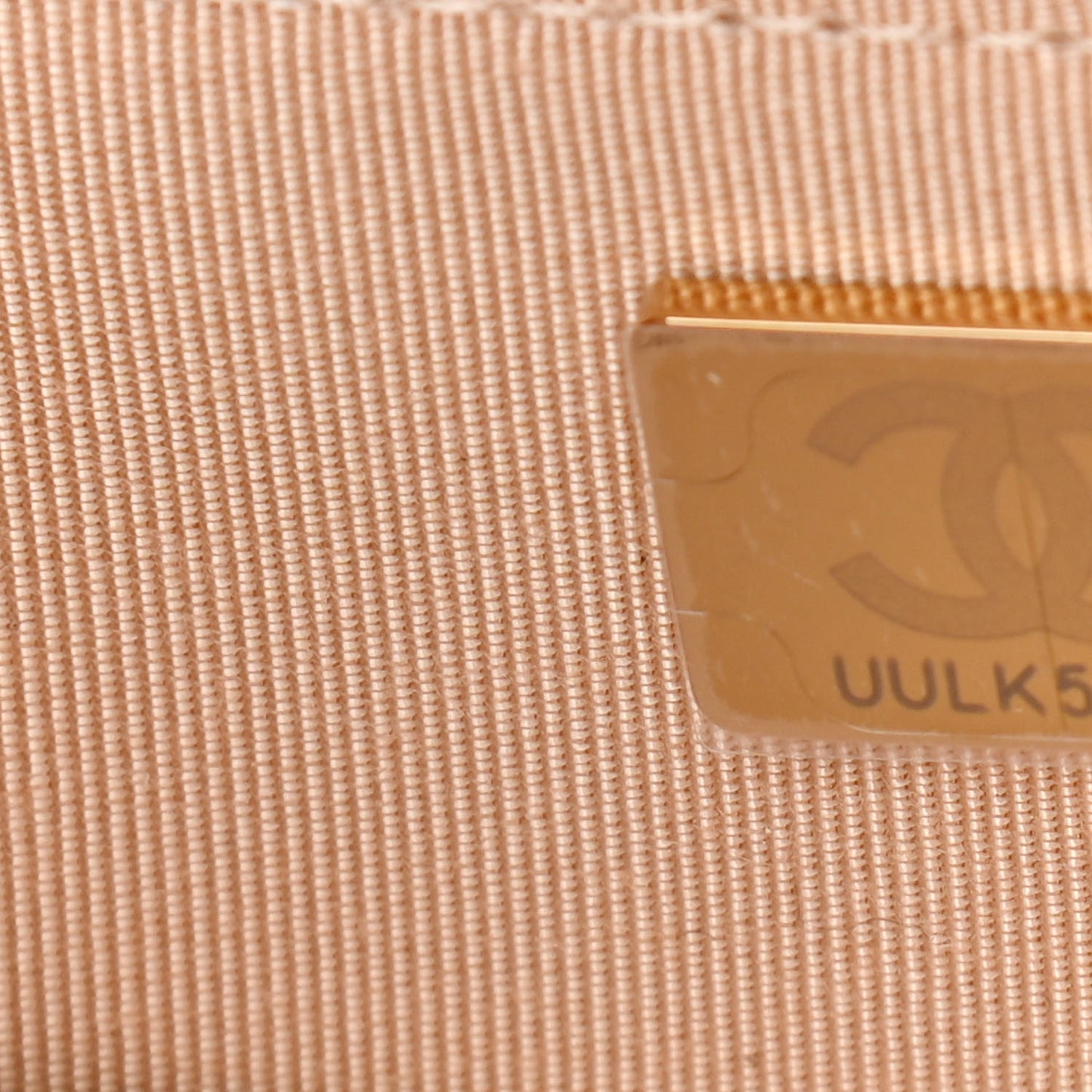 Caviar Quilted Wallet On Chain WOC Beige