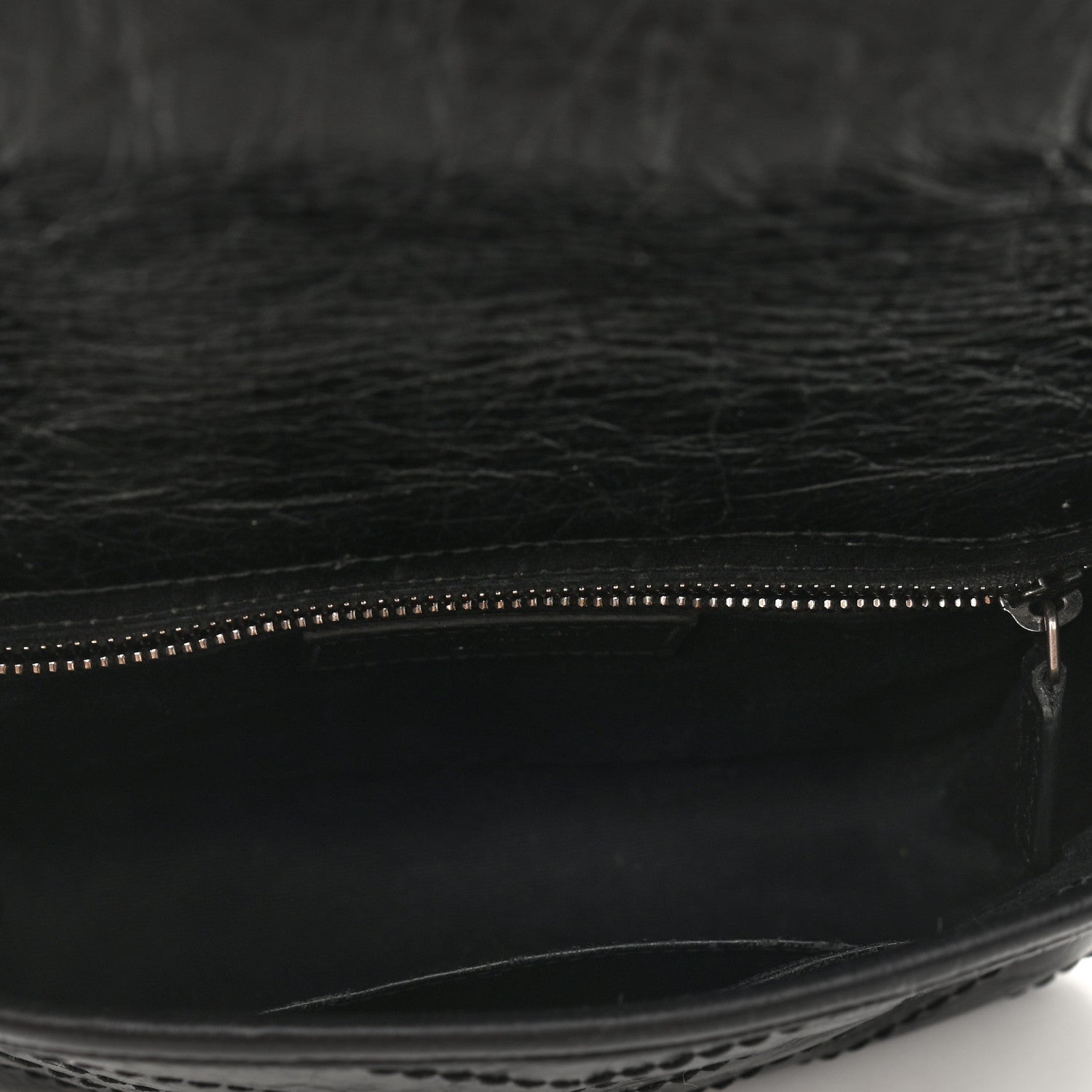 Saint Laurent Crinkled Calfskin Matelasse Monogram Niki Chain Wallet Black 5 of 9