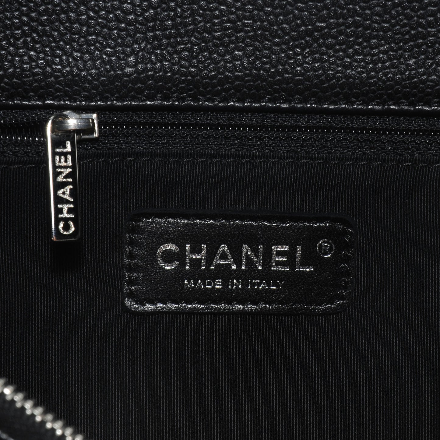 Caviar Grand Shopping Tote GST Black