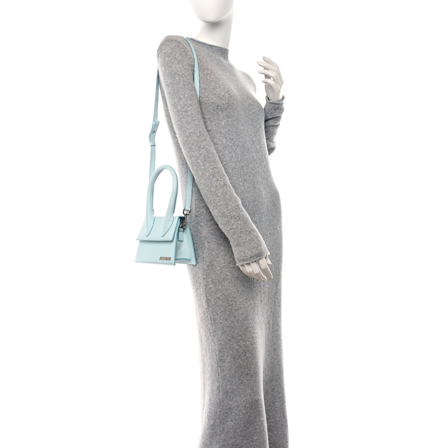 Grained Calfskin Le Chiquito Moyen Light Blue