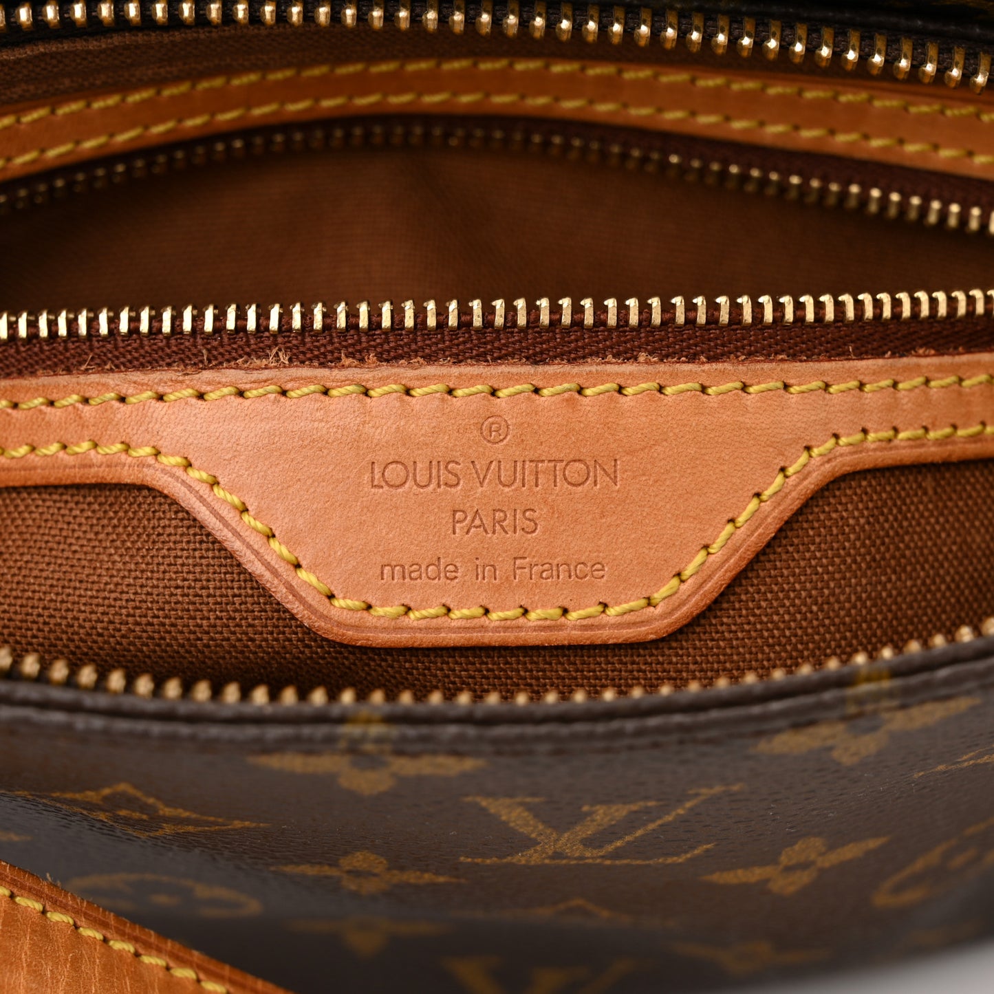 Monogram Trotteur